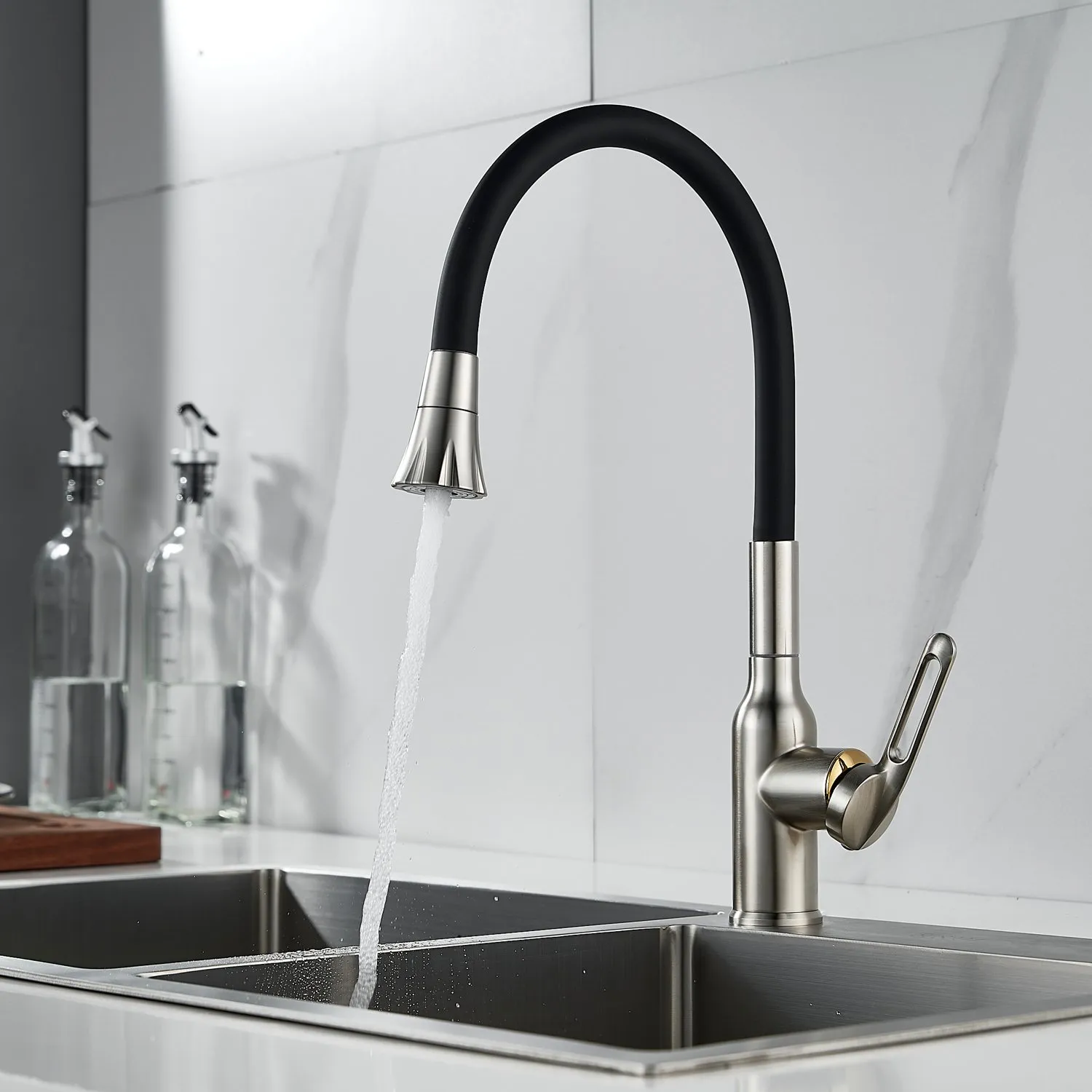 Смеситель для кухни с гибким изливом Raffine F303L-3, сатин