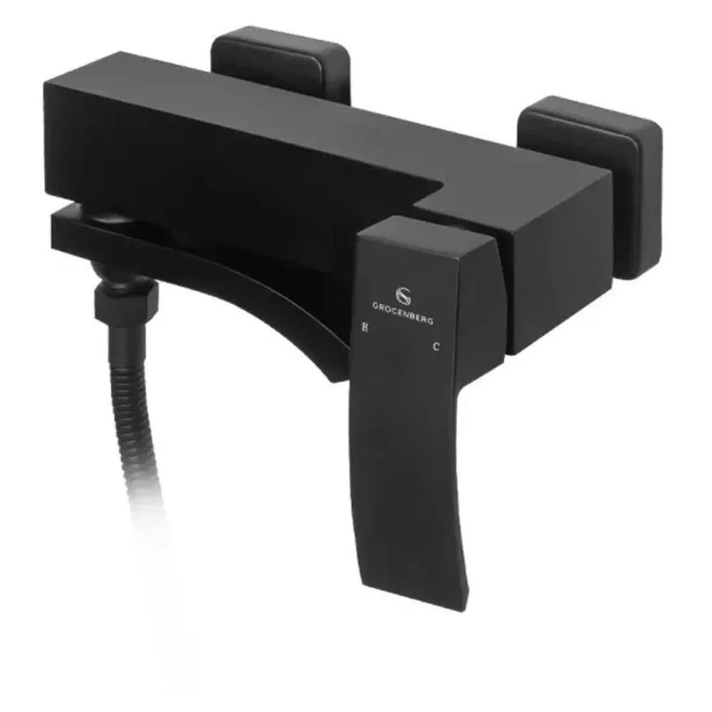 Смеситель для ванны Grocenberg GB8007BL, черный