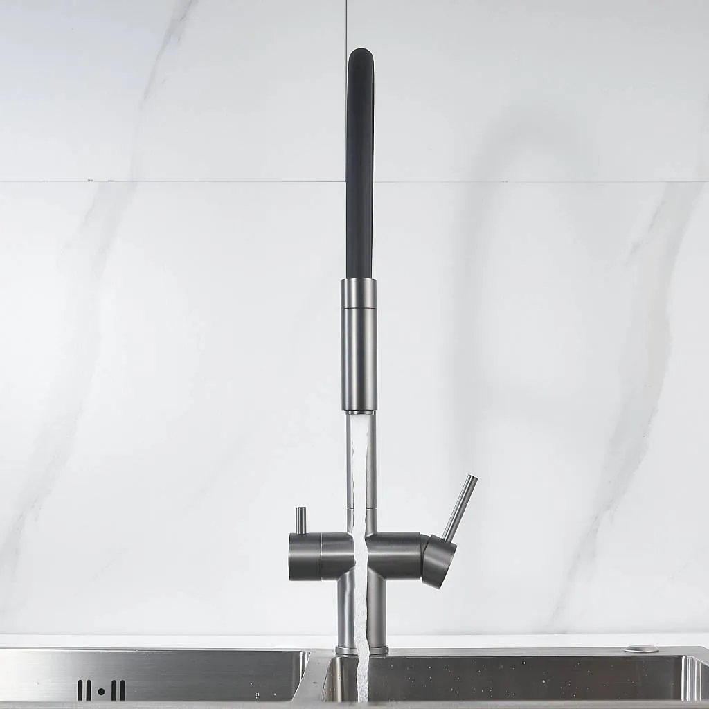 Смеситель для кухни с гибким изливом и подключением фильтра Maretti Calabria CA31RGF11, оружейная сталь