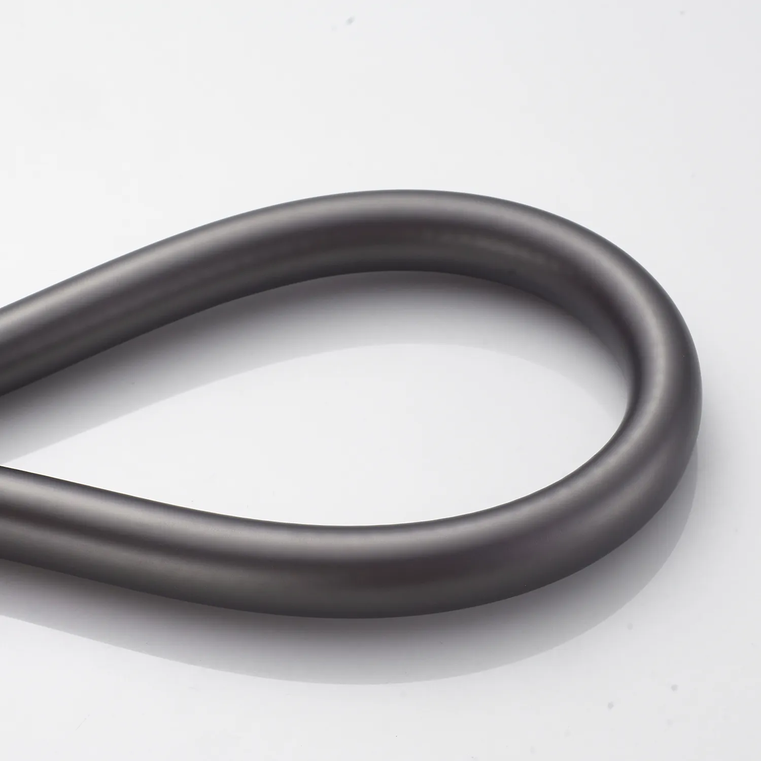 Шланг для душа Shevanik SE56-15 (150 см), оружейная сталь