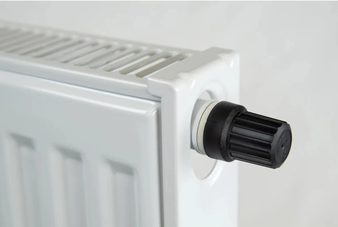 Стальной панельный радиатор Axis Ventil 22 300x1100 с нижним подключением