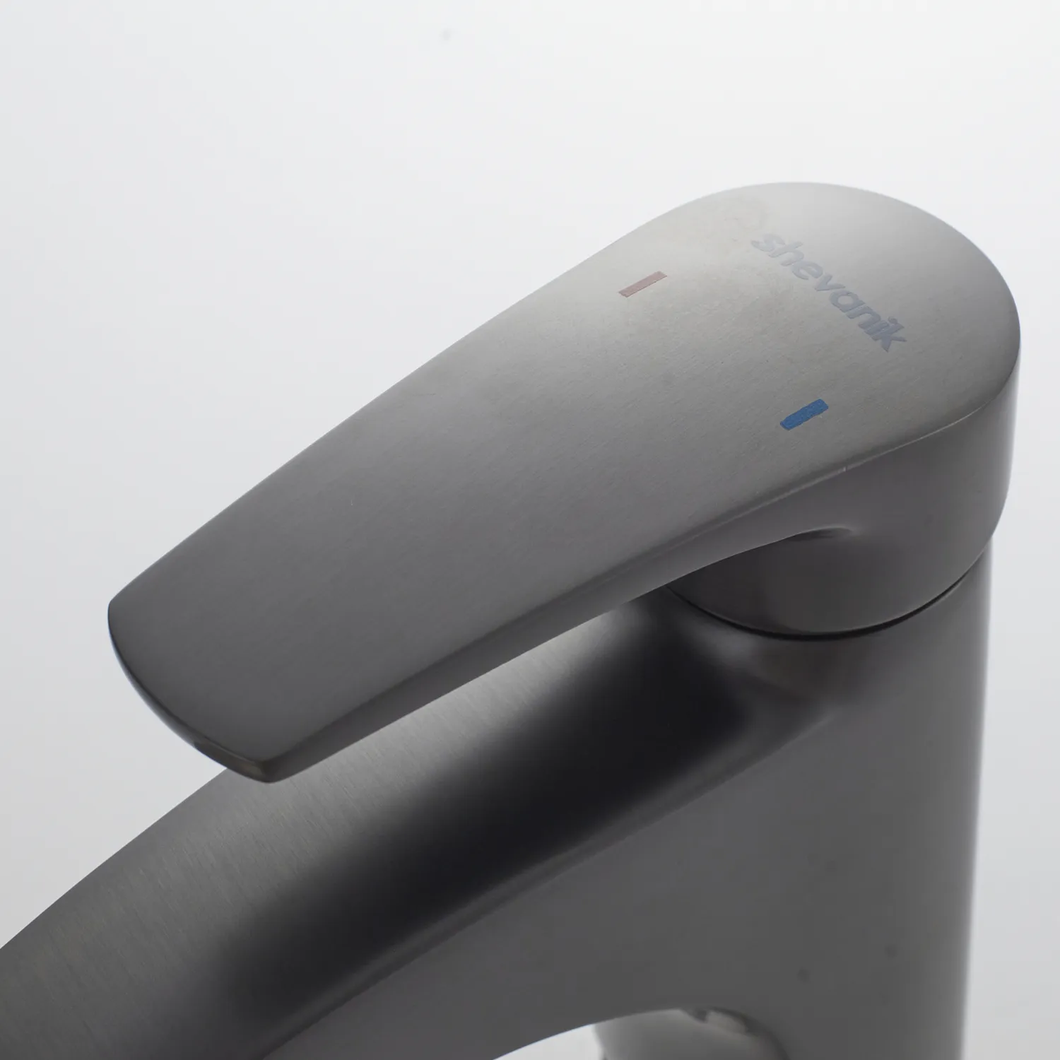 Смеситель для раковины Shevanik S5001T, оружейная сталь