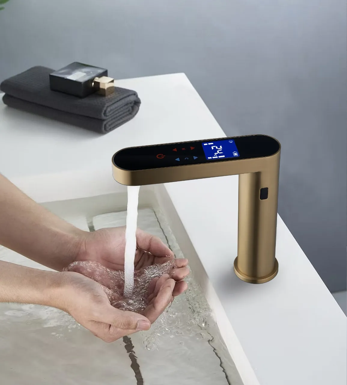 Смеситель FARADAY для умывальника сенсорный (FA-T81001-21)