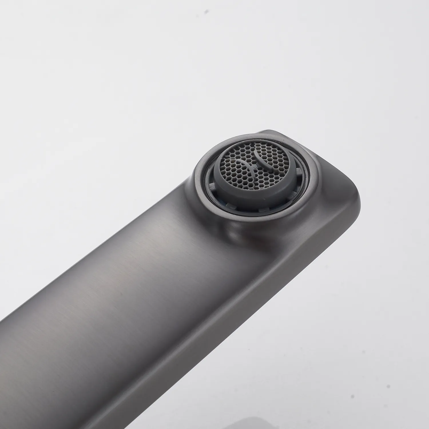 Смеситель для раковины Shevanik S8901T-1, оружейная сталь