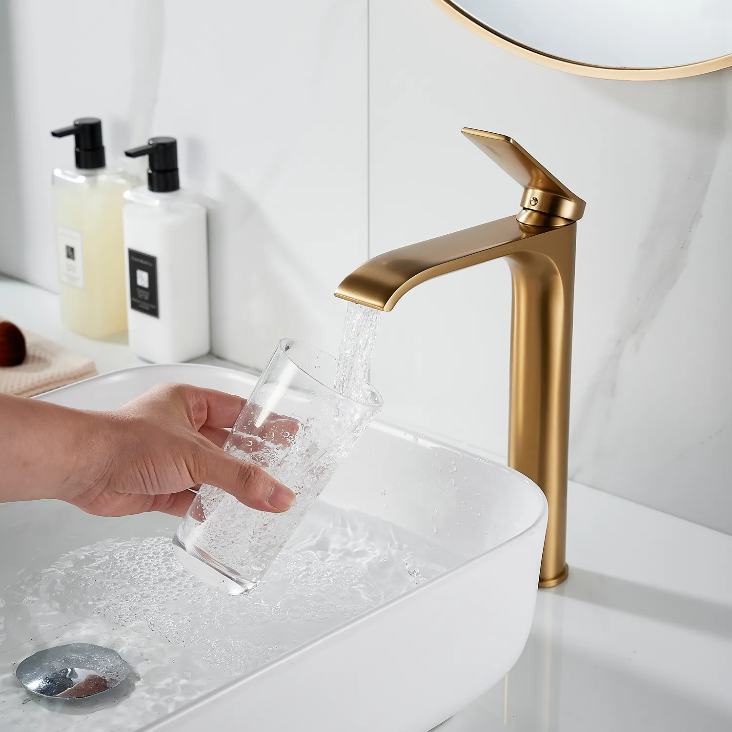 Смеситель для раковины высокий Shevanik S4111G, золотой сатин