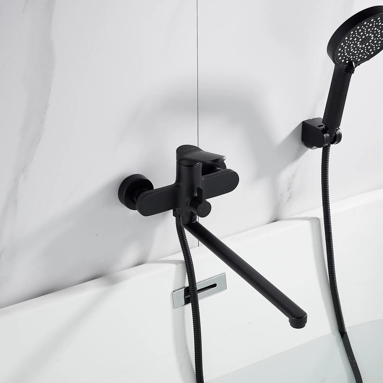 Смеситель для ванны Shevanik S4322H, черный