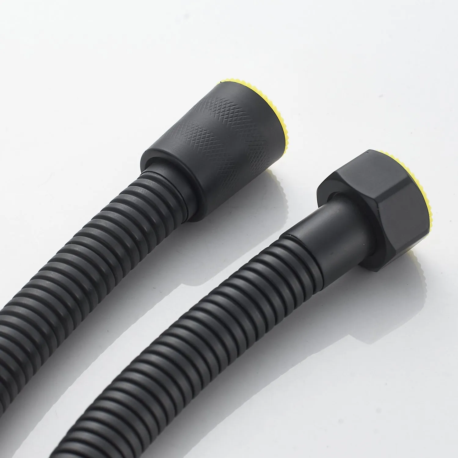 Шланг Shevanik SE14-10 (100 см), черный