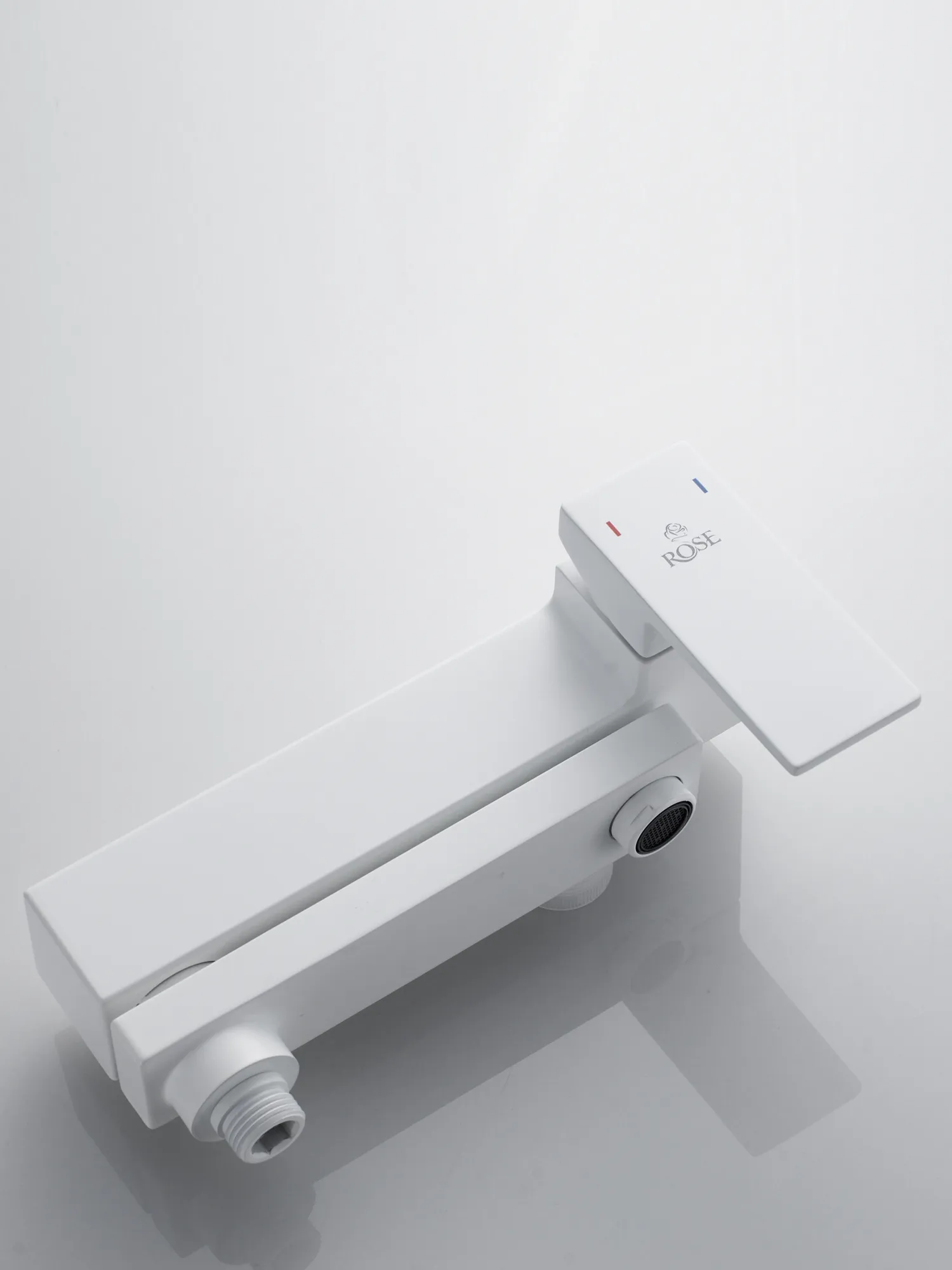 Смеситель для ванны Rose R2802C, белый