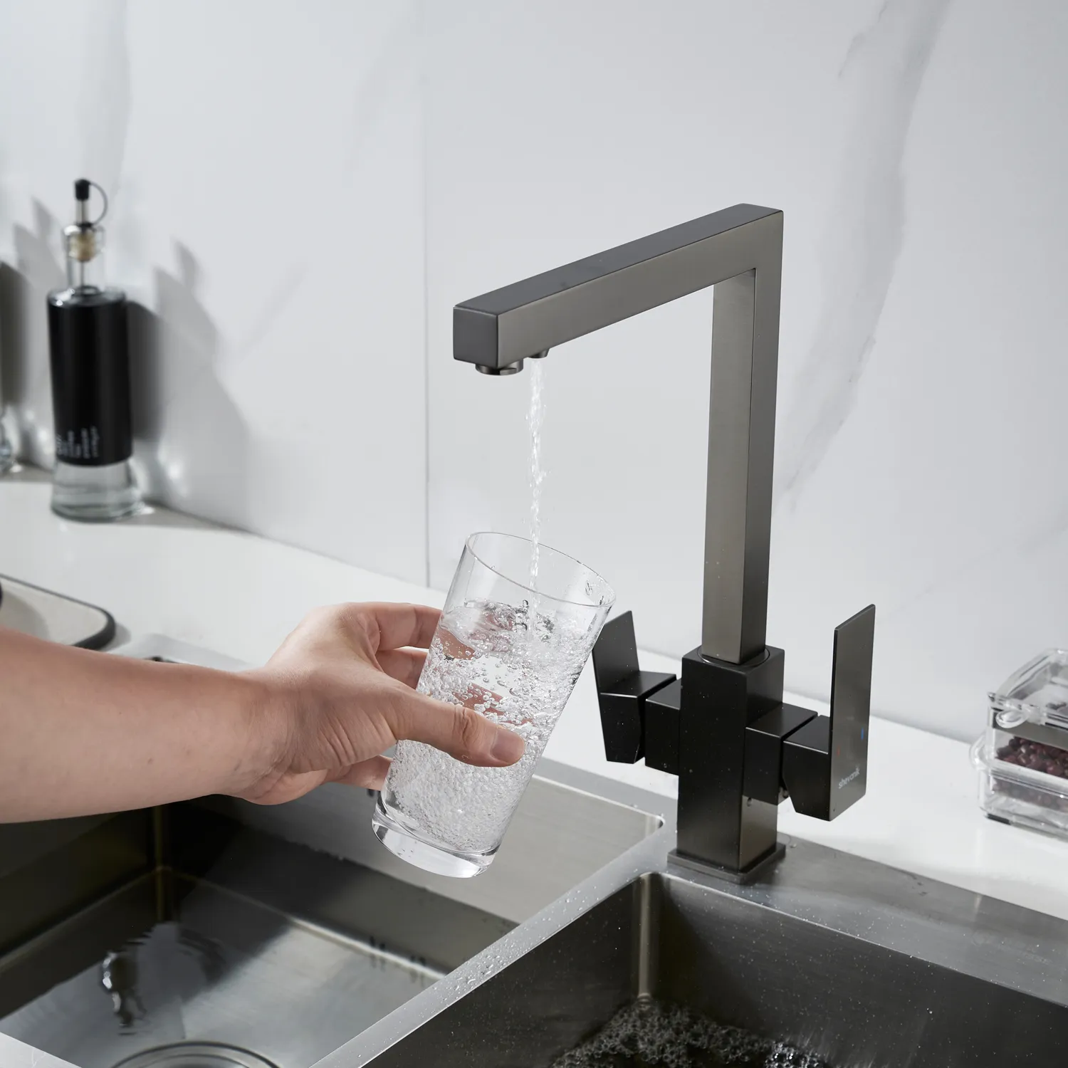 Смеситель для кухни с подключением фильтра Shevanik S148T, оружейная сталь