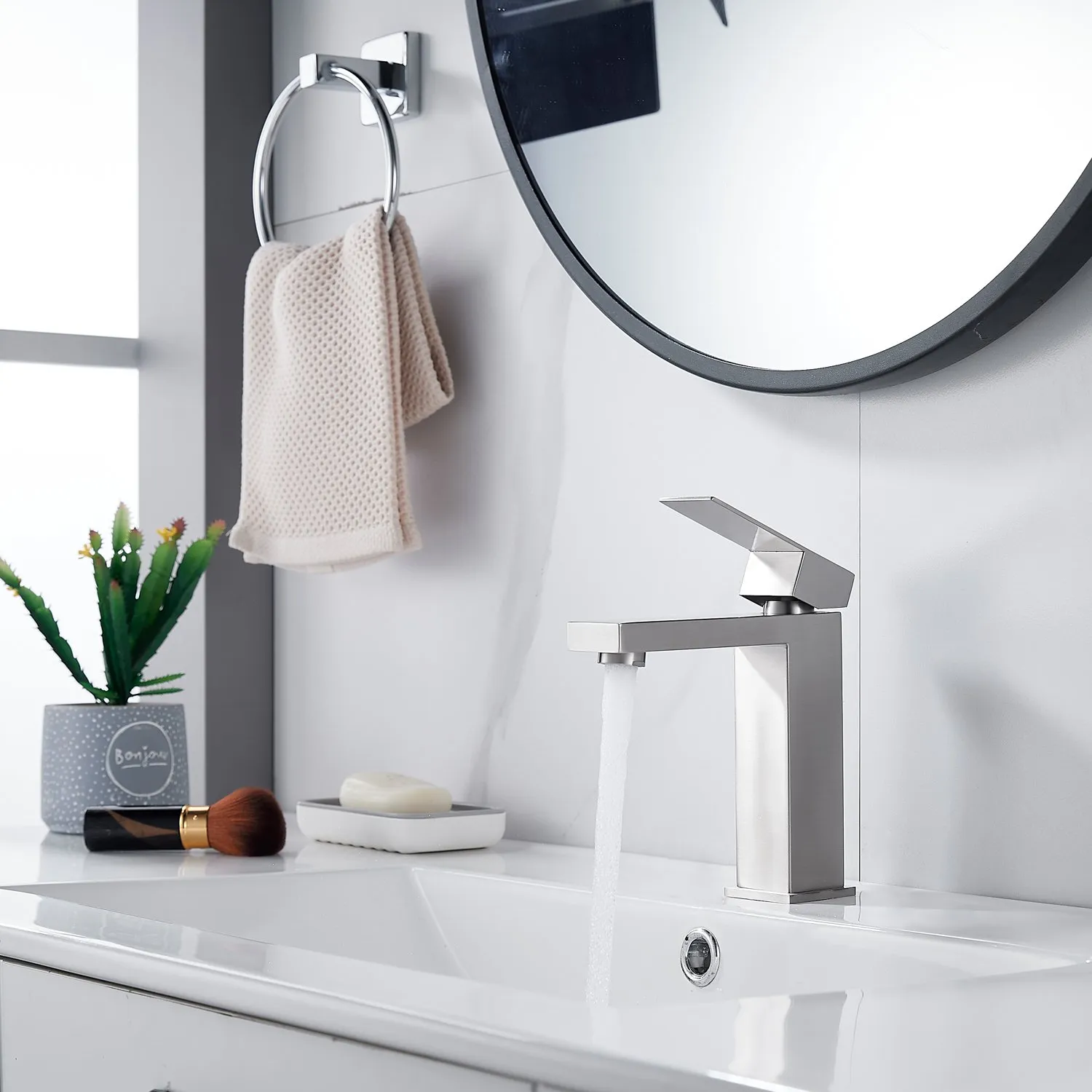 Смеситель для раковины Shevanik S7001L, сатин