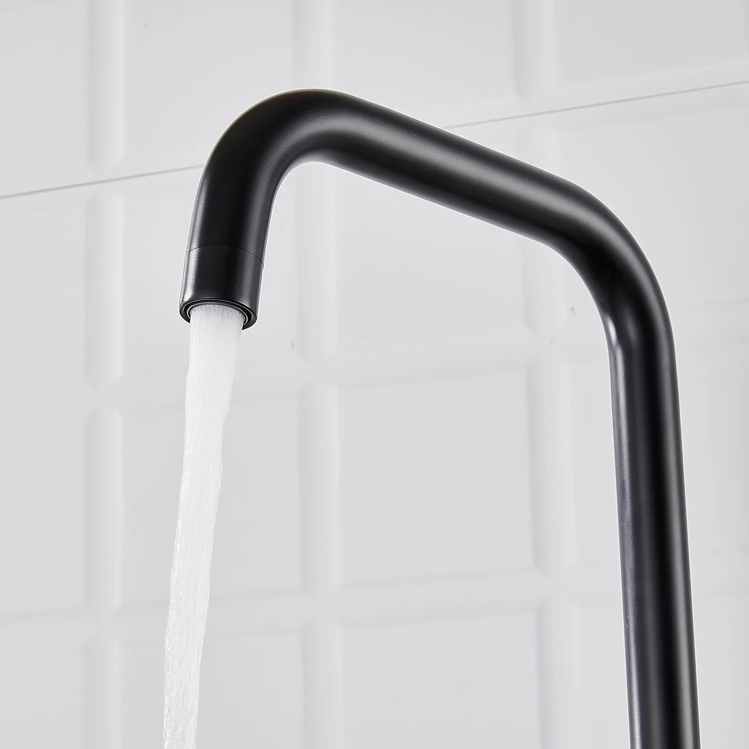 Смеситель для кухни с подключением фильтра Shevanik S528H, черный