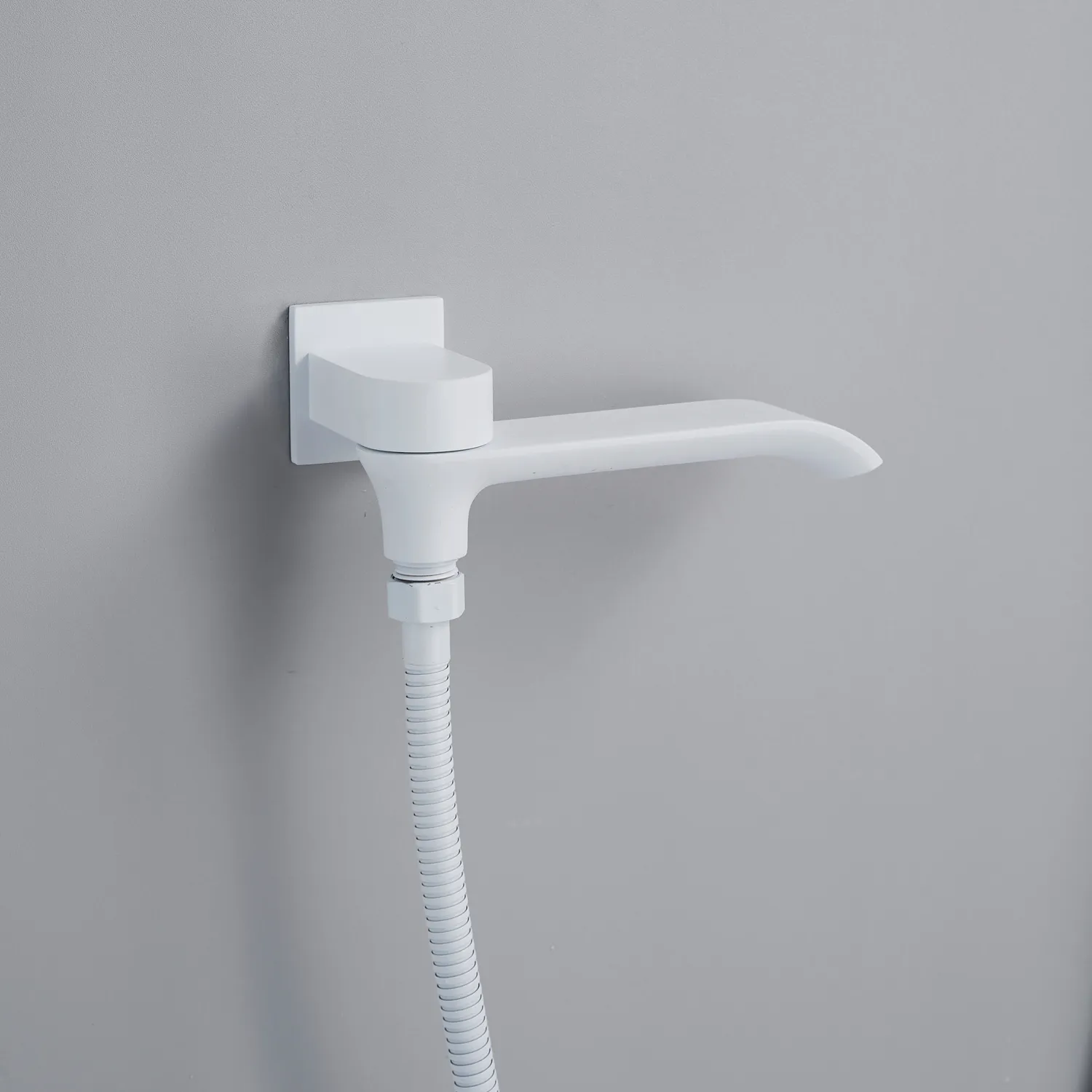 Душевая система встраиваемая Shevanik S4135C, белый