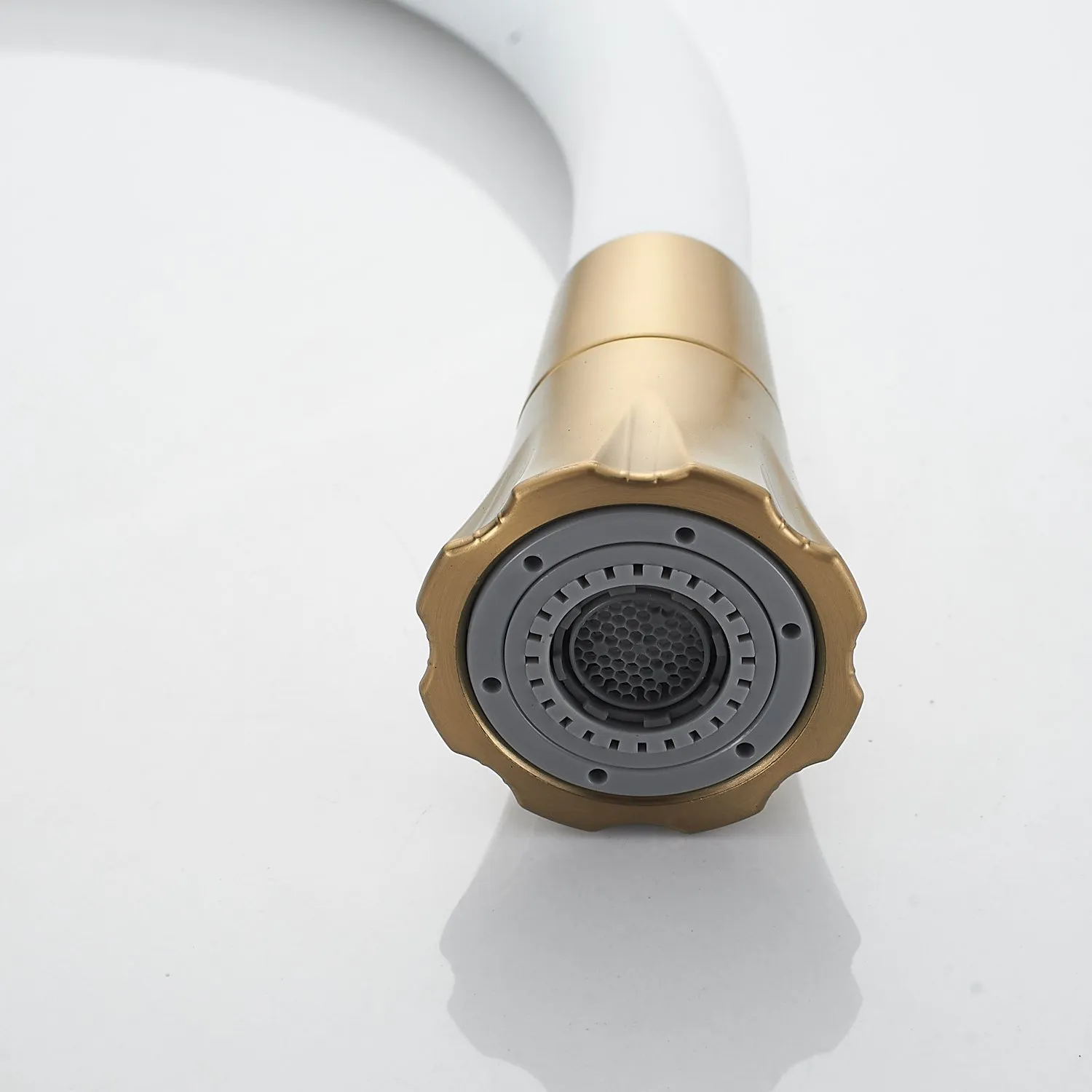 Смеситель для кухни с гибким изливом Raffine F303G-1, золотой сатин