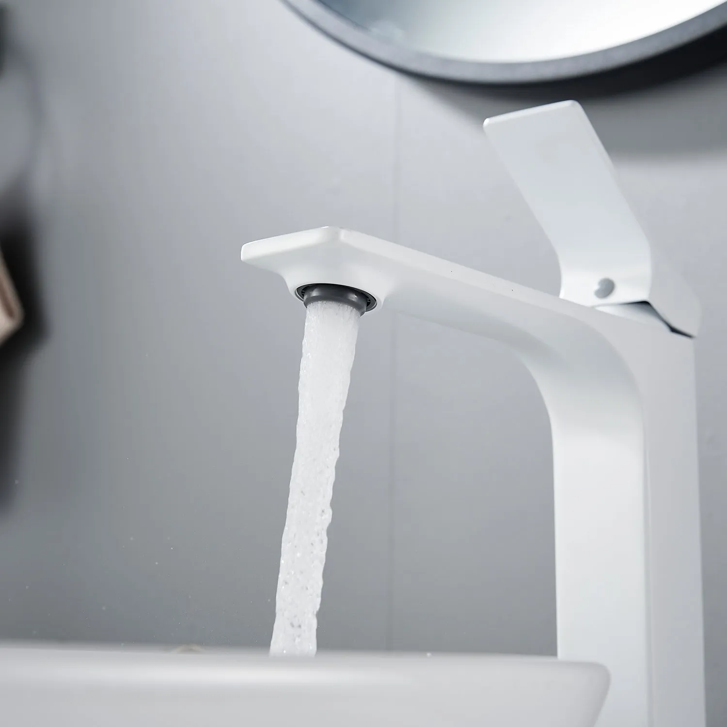 Смеситель для раковины высокий Shevanik S6111C, белый