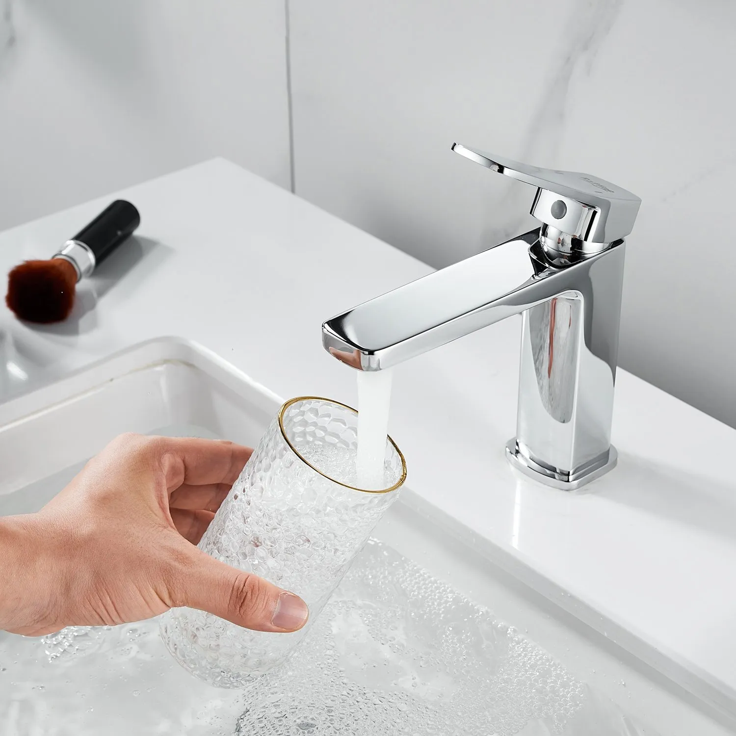 Смеситель для раковины Raffine F0199, хром