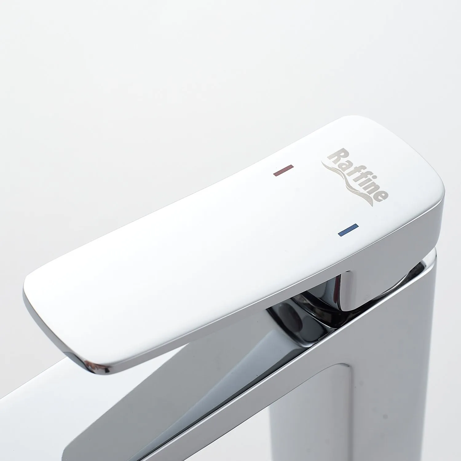 Смеситель для раковины Raffine F0199, хром