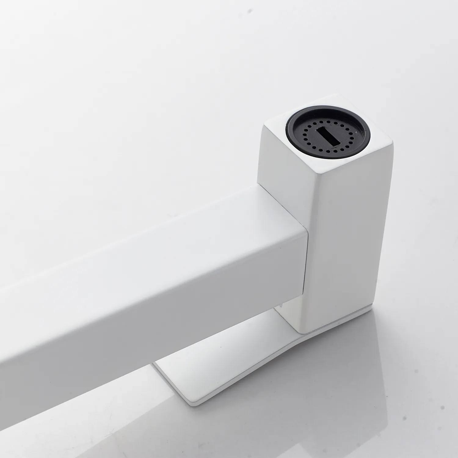 Гигиенический душ со смесителем Shevanik S137C, белый