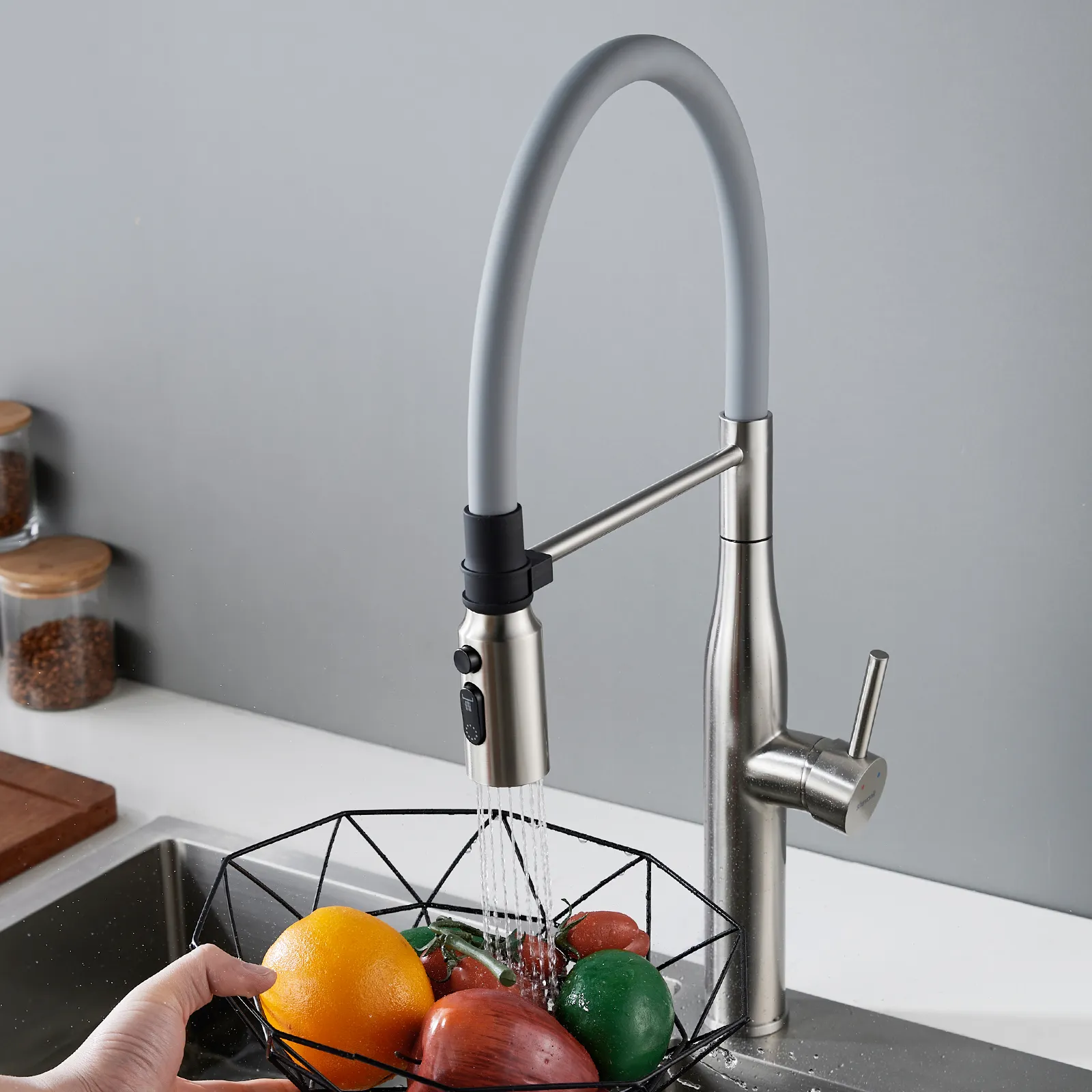 Смеситель для кухни с гибким изливом и режимом "душ" Shevanik S123L-9, сатин