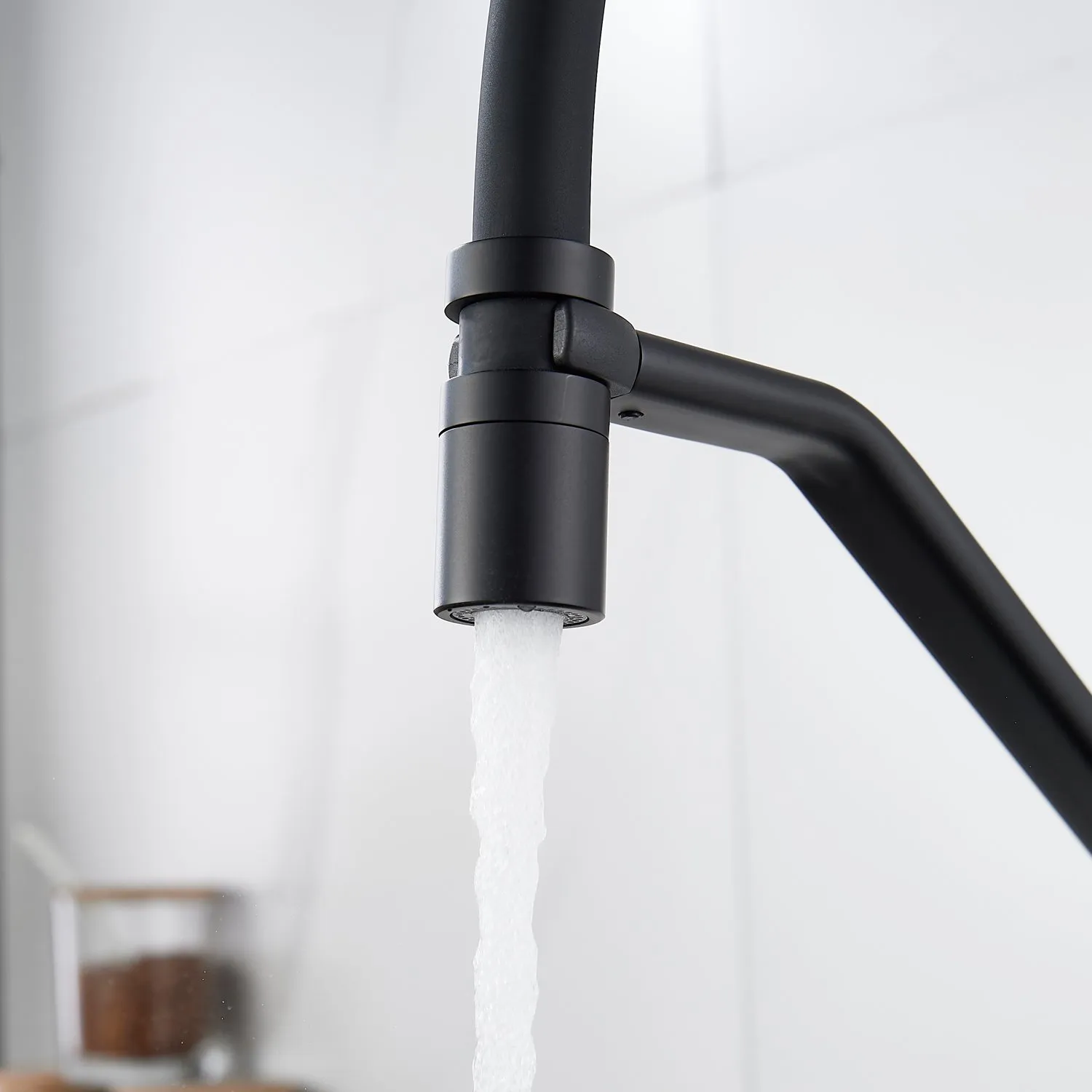 Смеситель для кухни с гибким изливом Shevanik S343H-3, черный