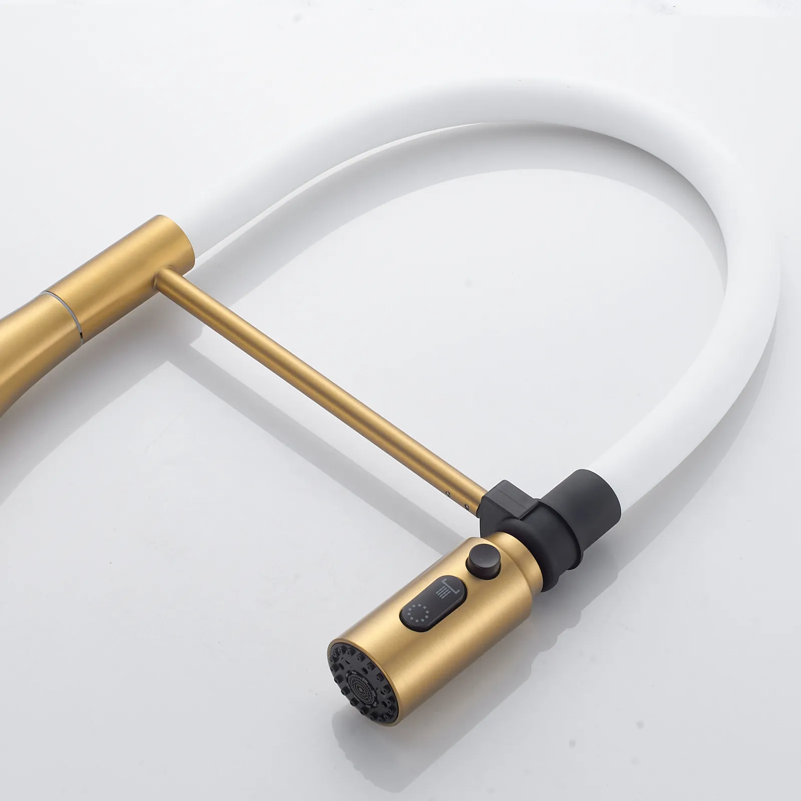 Смеситель для кухни с гибким изливом и режимом "душ" Shevanik S123G-1, золотой сатин