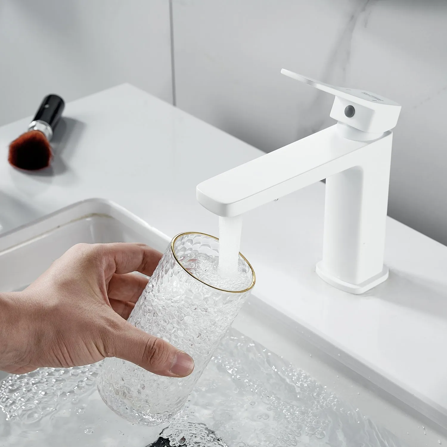 Смеситель для раковины Raffine F0199C, белый