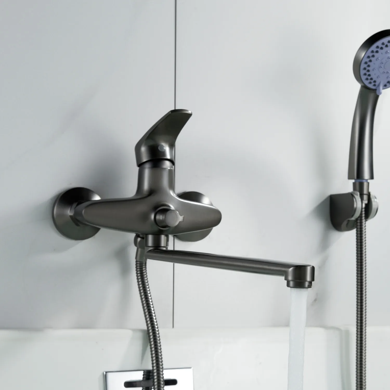 Смеситель для ванны Shevanik S5022T, оружейная сталь