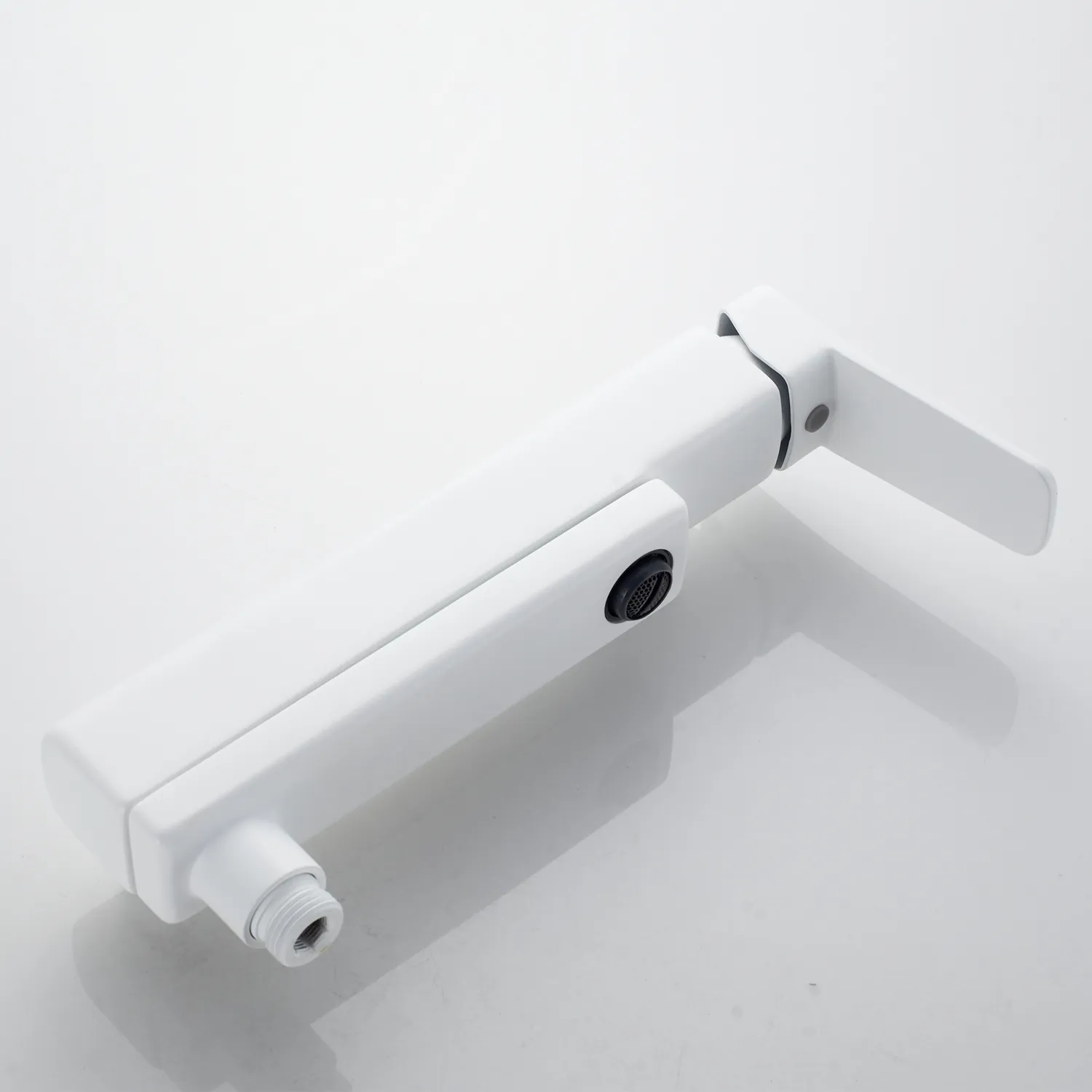 Смеситель для ванны Shevanik S9952C, белый