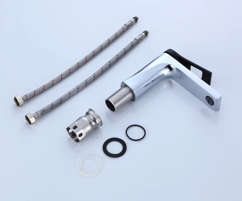 Смеситель для раковины Bronze de Luxe Element EL02CB, хром/черный