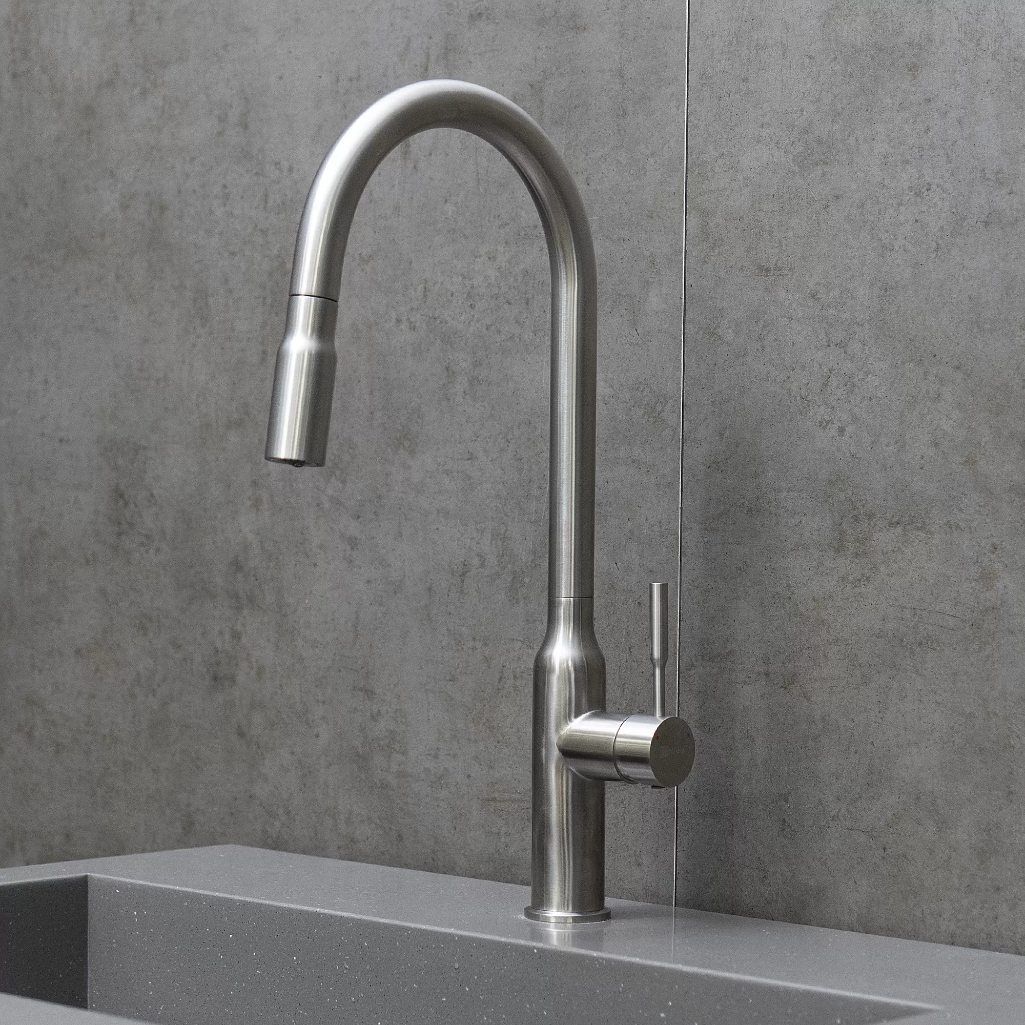 Смеситель Lemark Expert для кухни с вытягивающимся поворотным изливом (LM5086S)