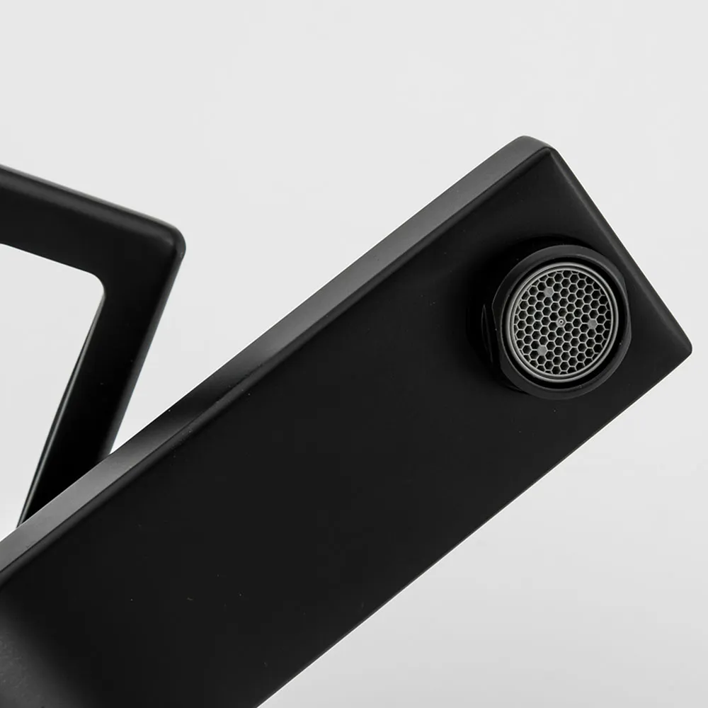 Смеситель для раковины Gappo G1017-6, черный