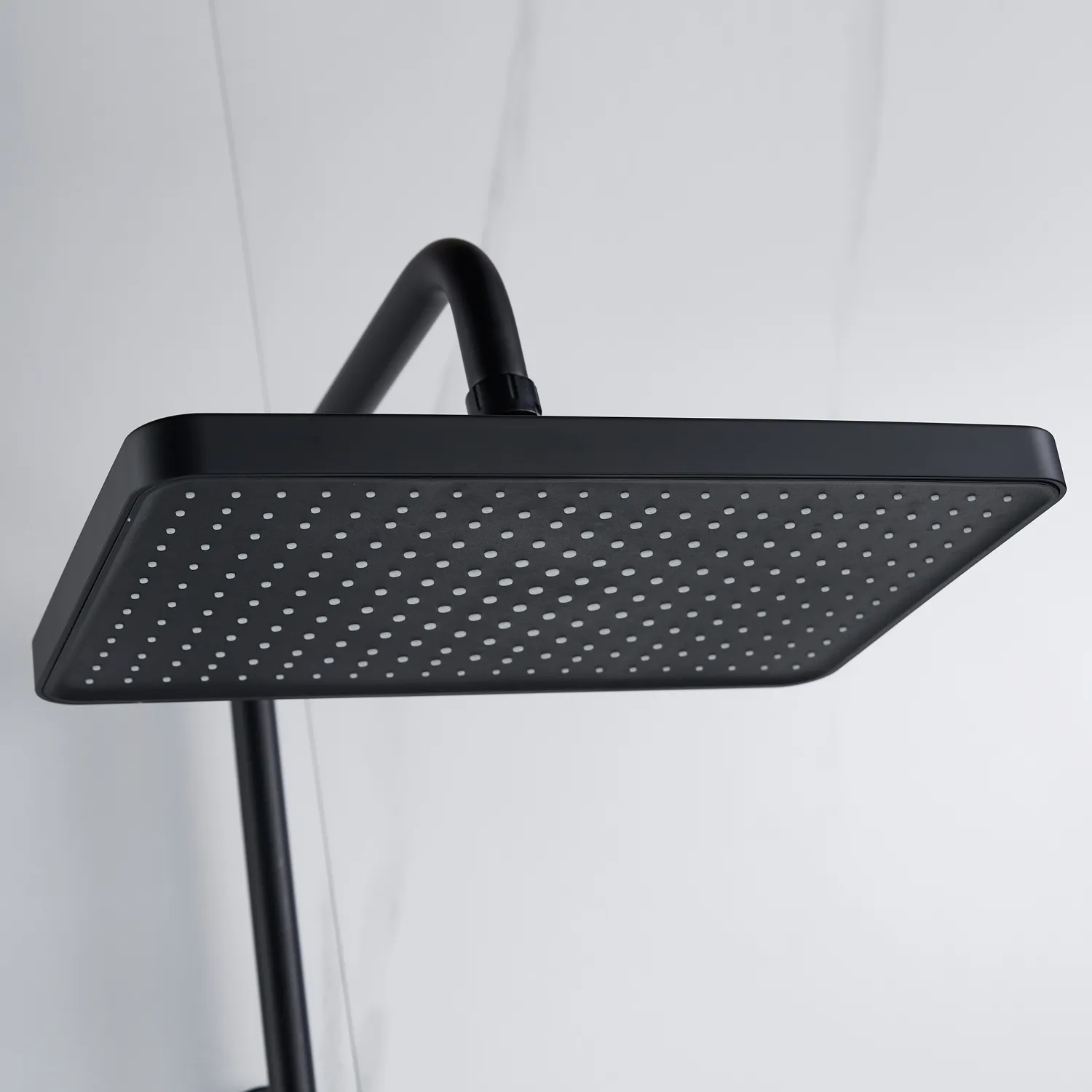 Душевая система Shevanik S4436H, черный