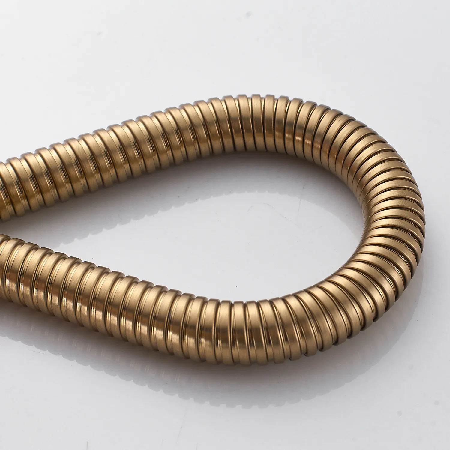 Шланг для душа Shevanik SE18-10 (100 см), золотой сатин