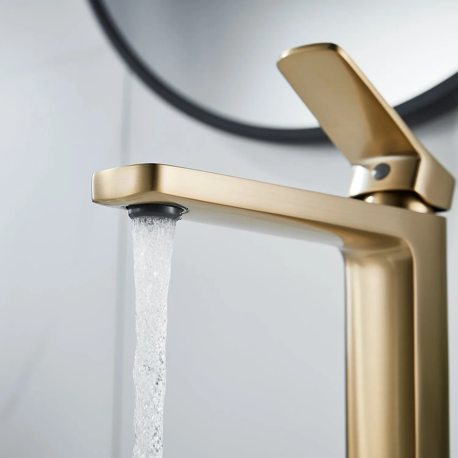 Смеситель для раковины Shevanik S9911G, золотой сатин