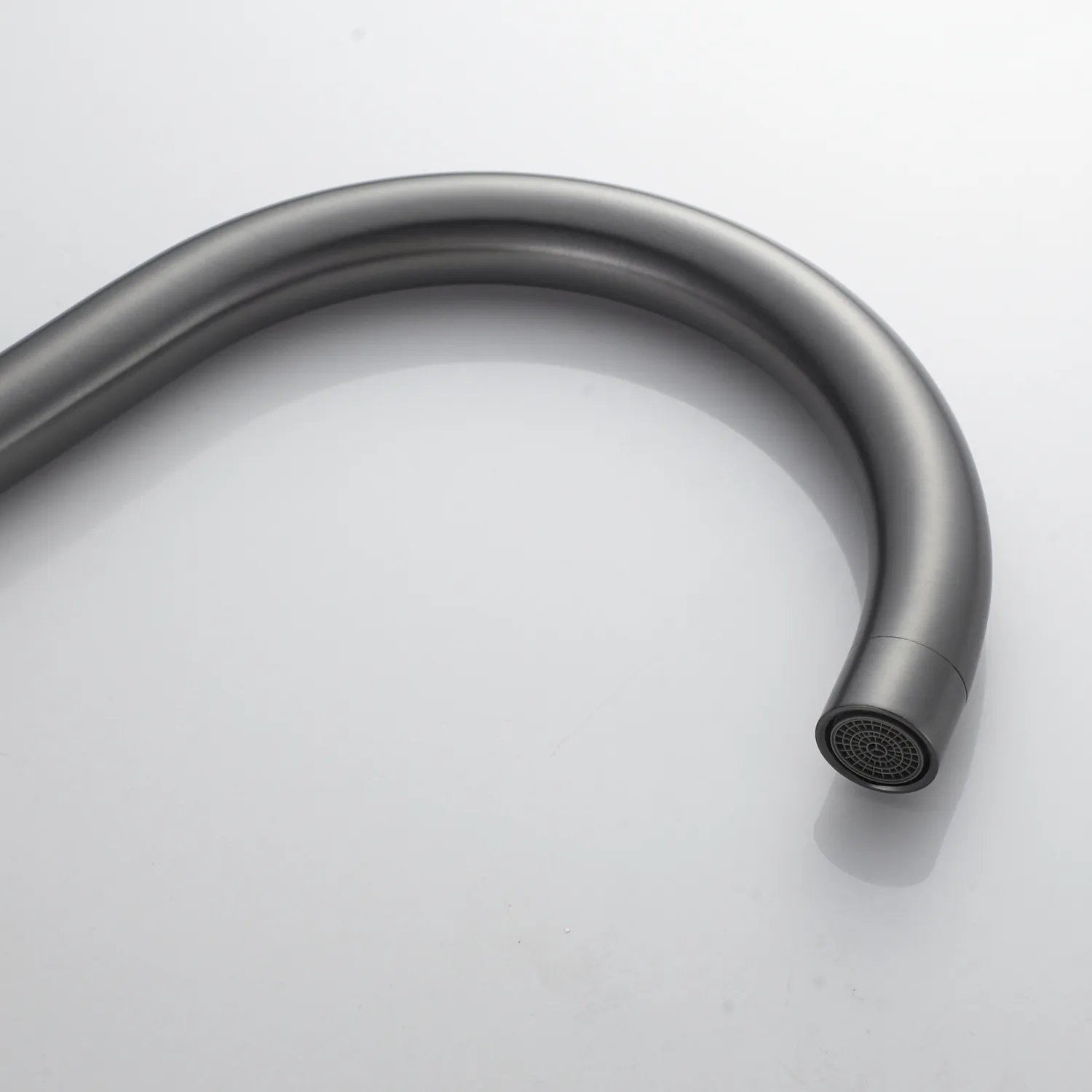 Смеситель для кухни Shevanik S5053T, оружейная сталь