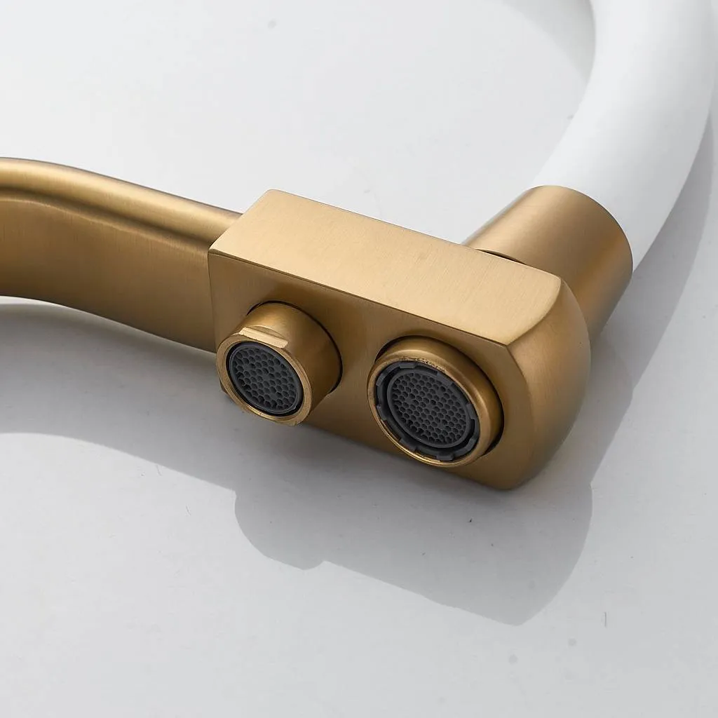 Смеситель для кухни с гибким изливом и подключением фильтра Maretti Eleganza GOLD ENG31RGF13, золотой сатин