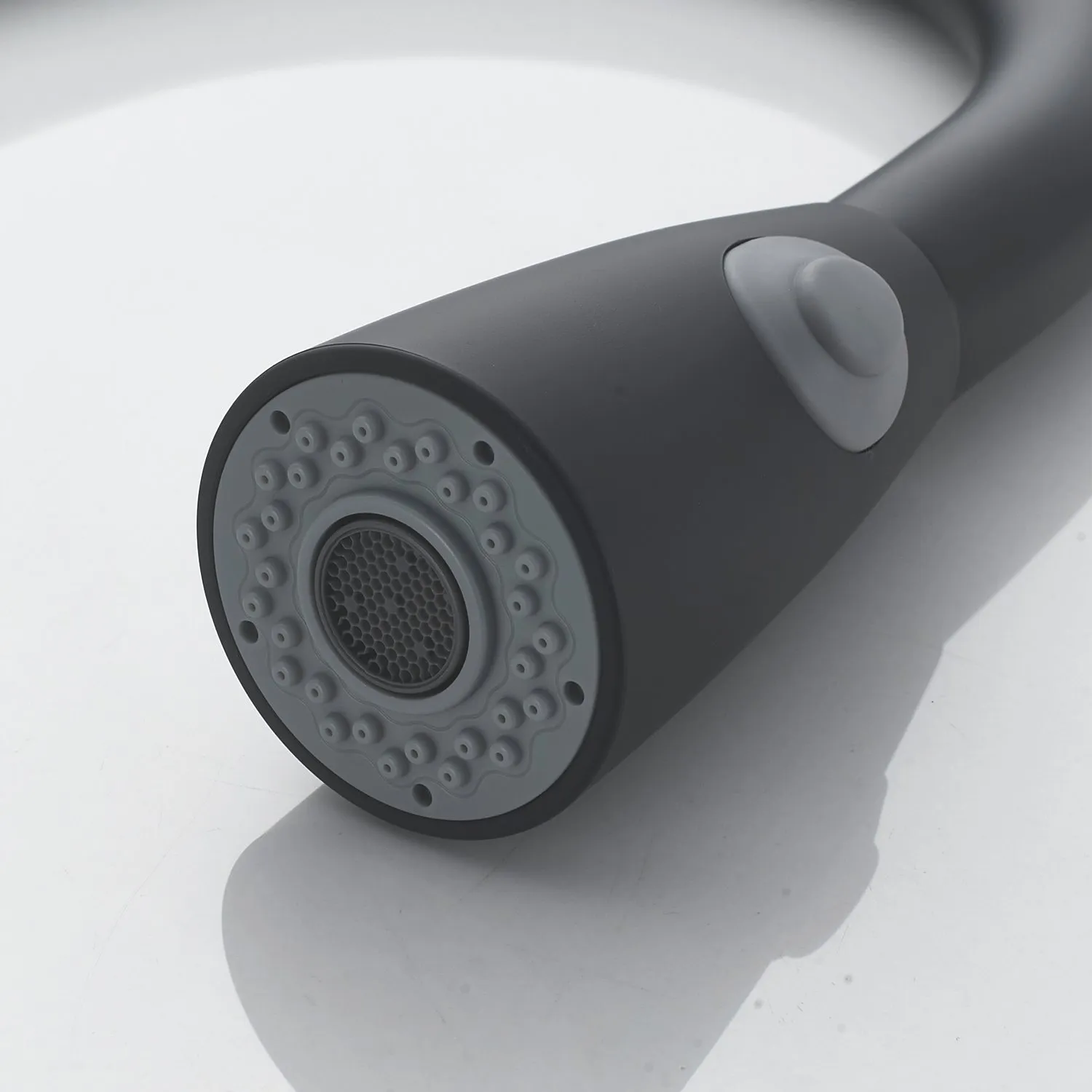 Смеситель для кухни с выдвижным изливом Raffine F213H, черный