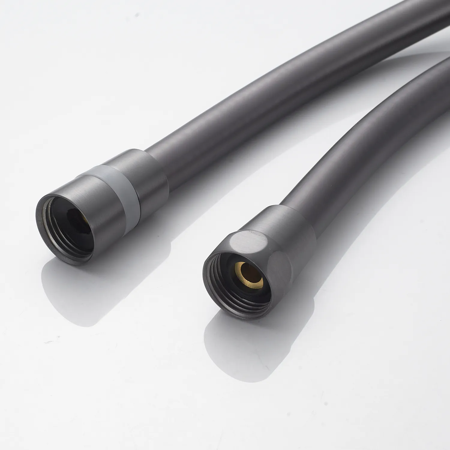 Шланг для душа Shevanik SE56-15 (150 см), оружейная сталь