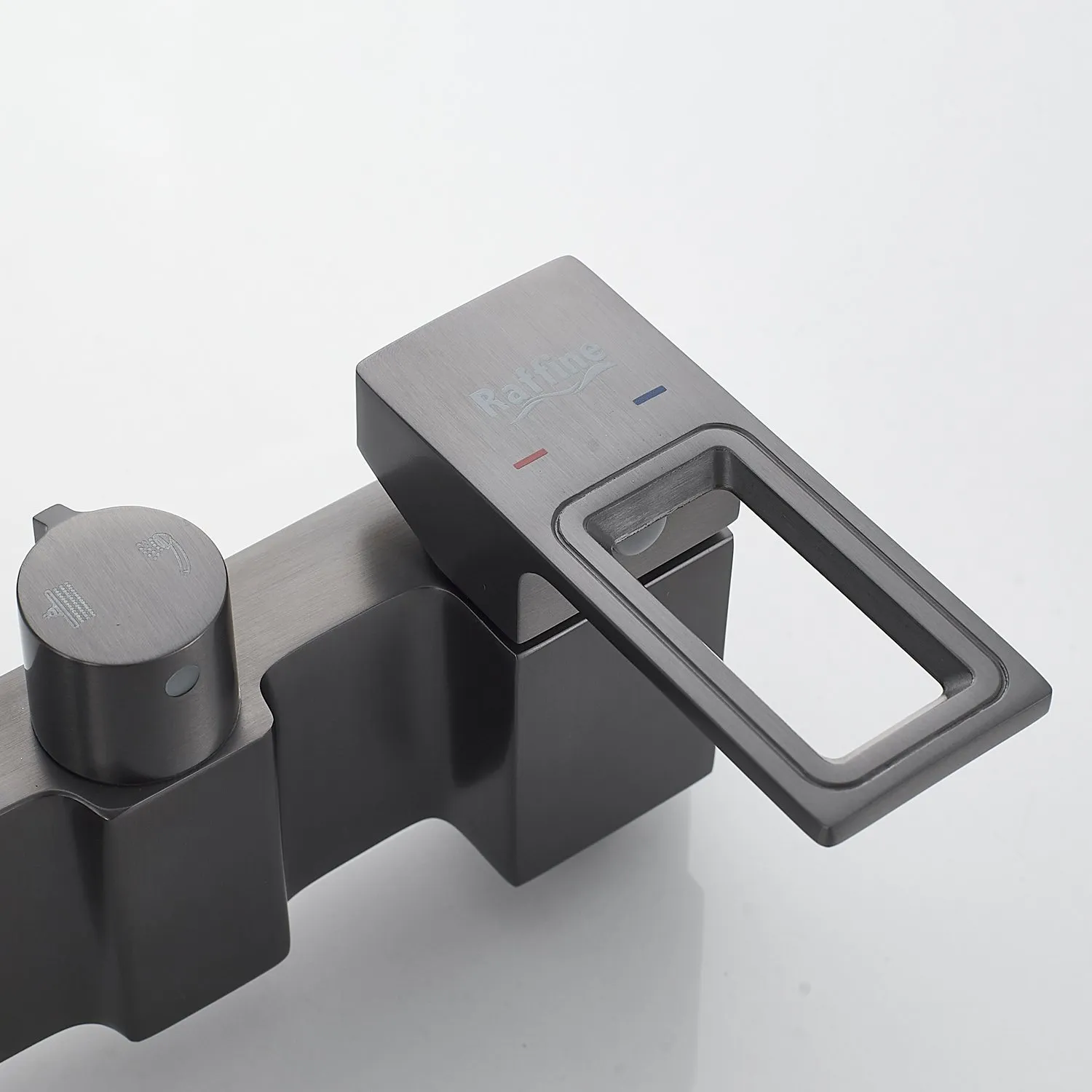 Душевая система Raffine F3696T, оружейная сталь