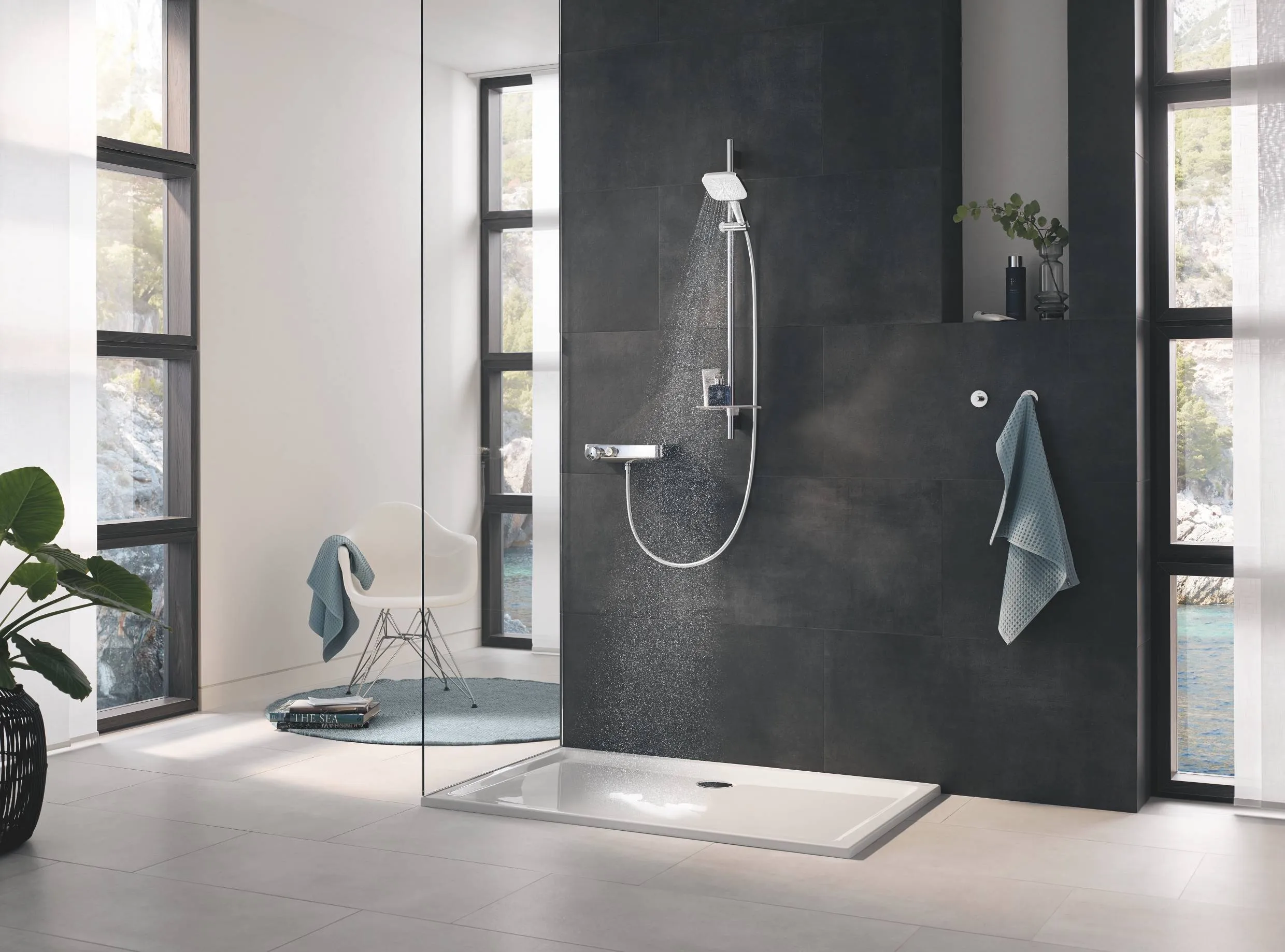 Душевой гарнитур вида струи Grohe Rainshower SmartActive 130 3, хром / белый (26587LS0)