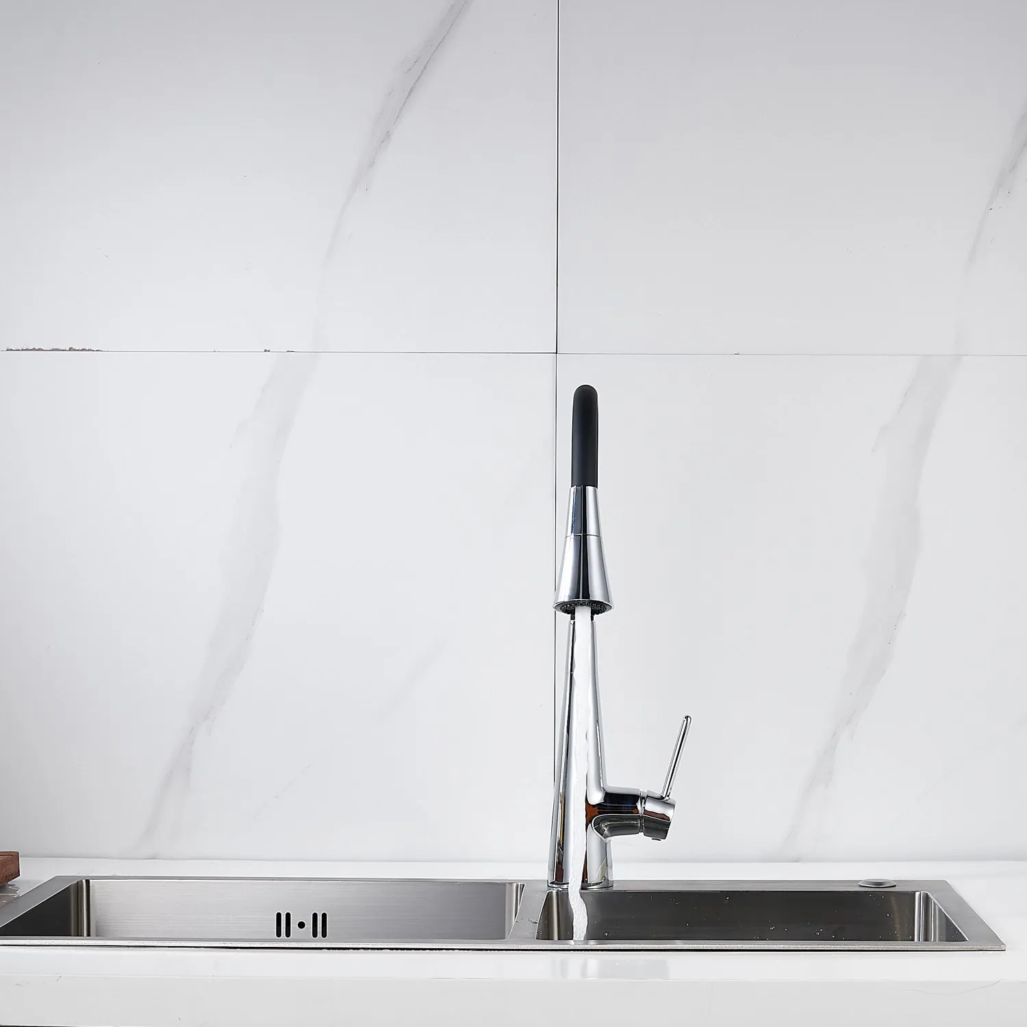 Смеситель для кухни с гибким изливом и режимом "душ" Rose R213, хром