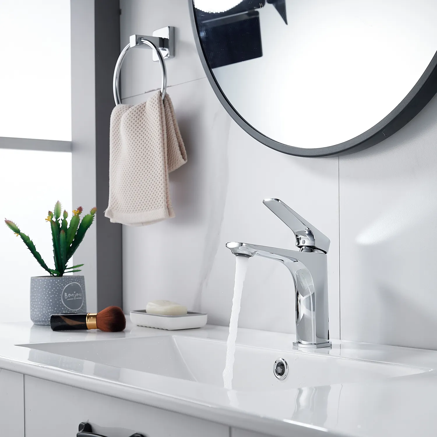 Смеситель для раковины Shevanik S4201, хром