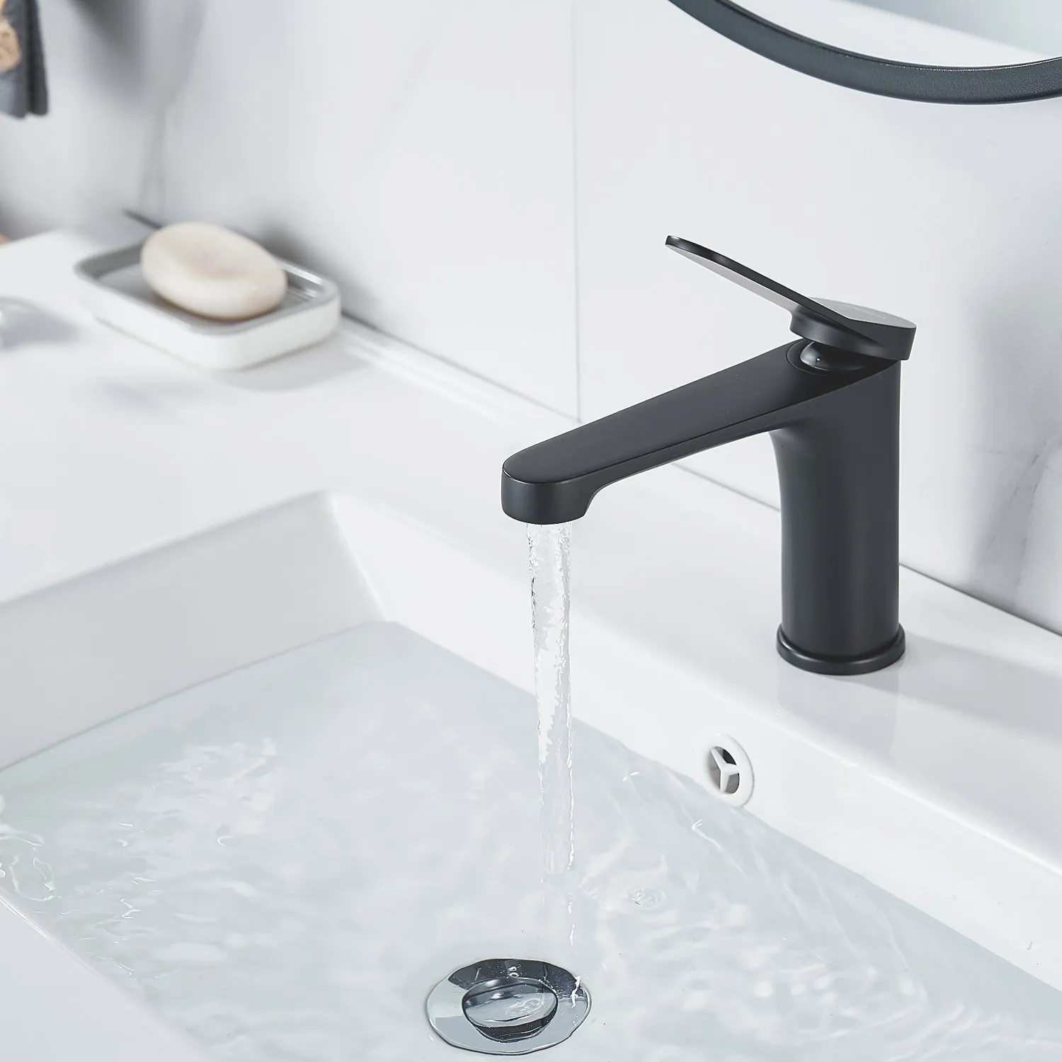 Смеситель для раковины Shevanik S6201H, черный