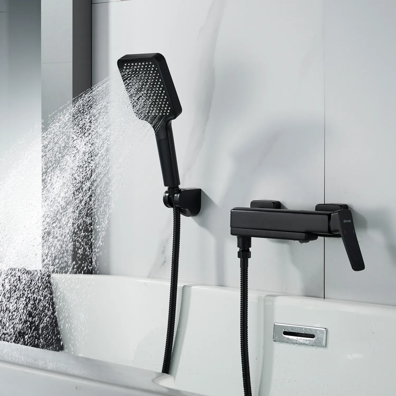 Смеситель для ванны Shevanik S9952H, черный