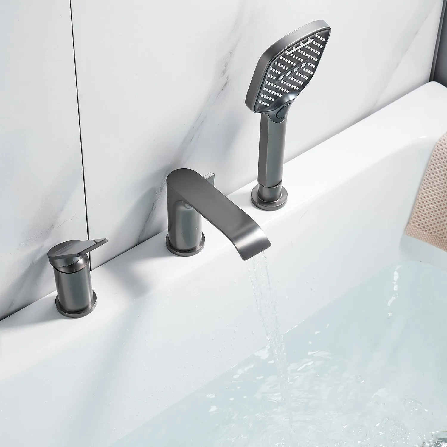 Смеситель на борт ванны Shevanik S4112T, оружейная сталь