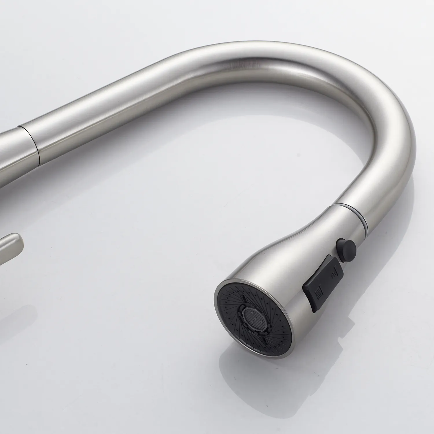 Смеситель для кухни с выдвижным изливом Shevanik S363L, сатин