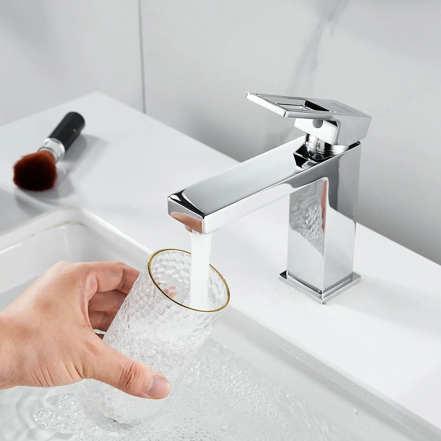 Смеситель для раковины Raffine F0196, хром