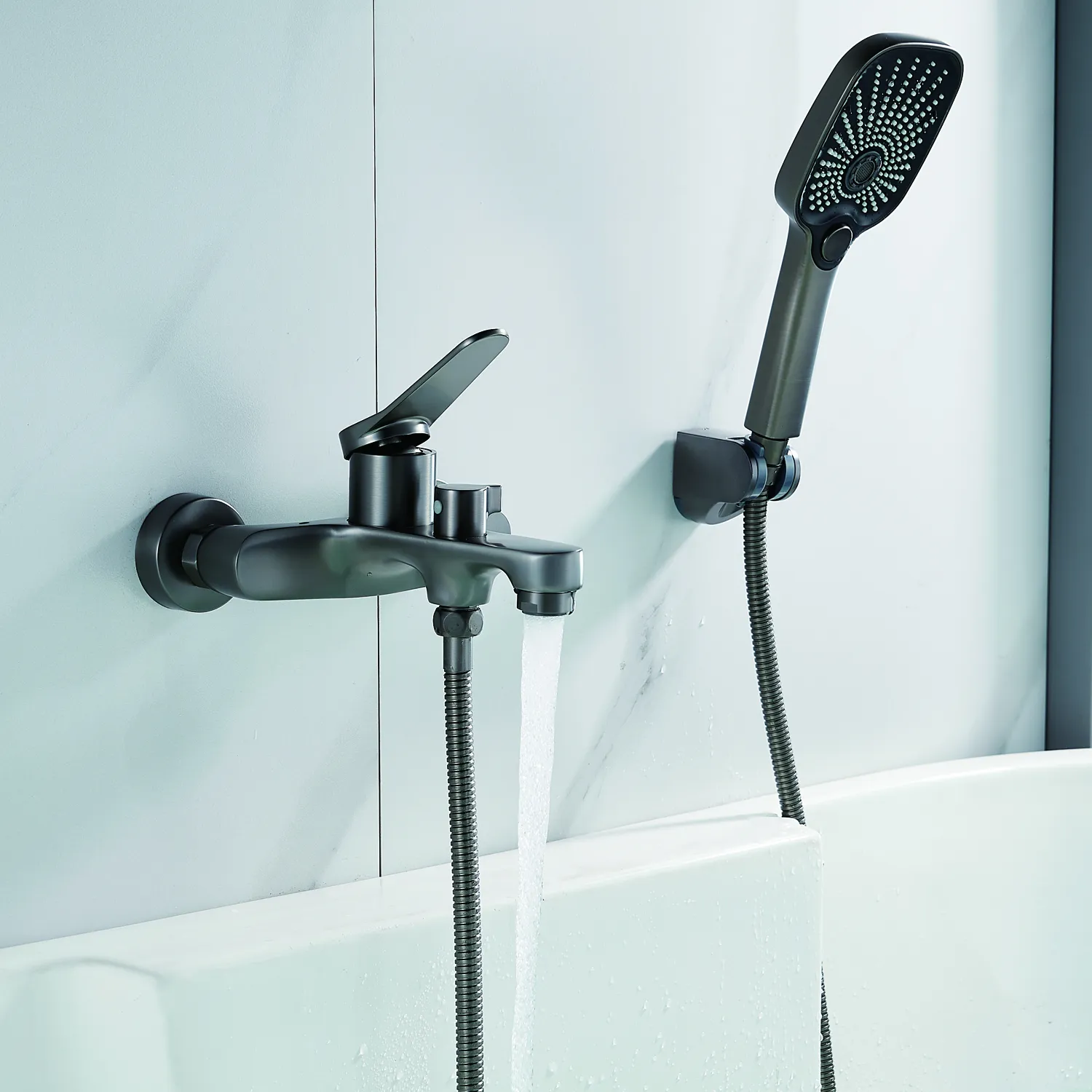 Смеситель для ванны Shevanik S6202T, оружейная сталь