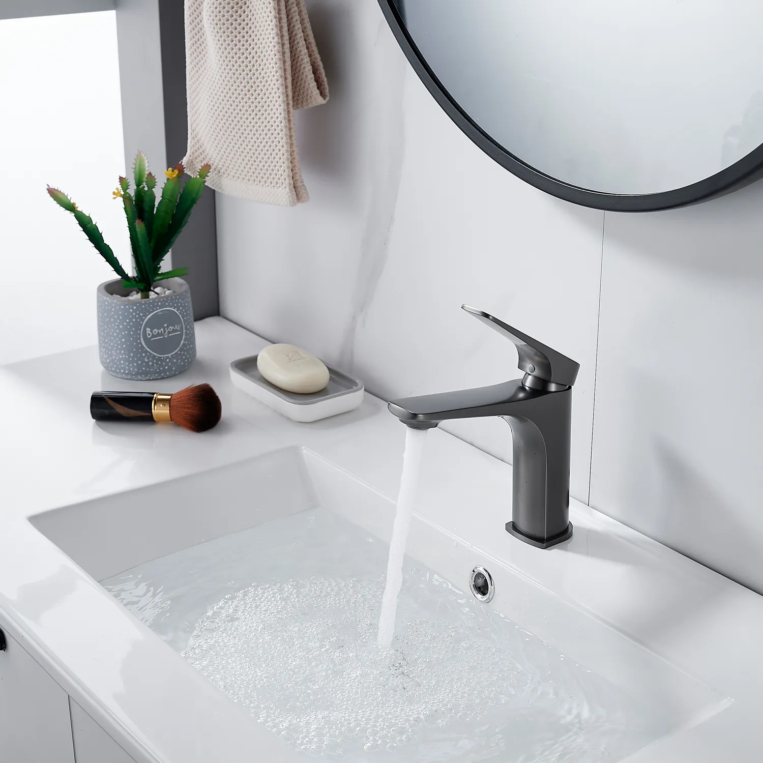 Смеситель для раковины Shevanik S4201T, оружейная сталь