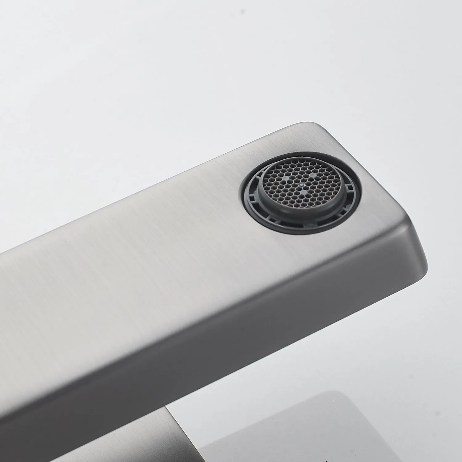 Смеситель для раковины Rose R1801T-1, оружейная сталь