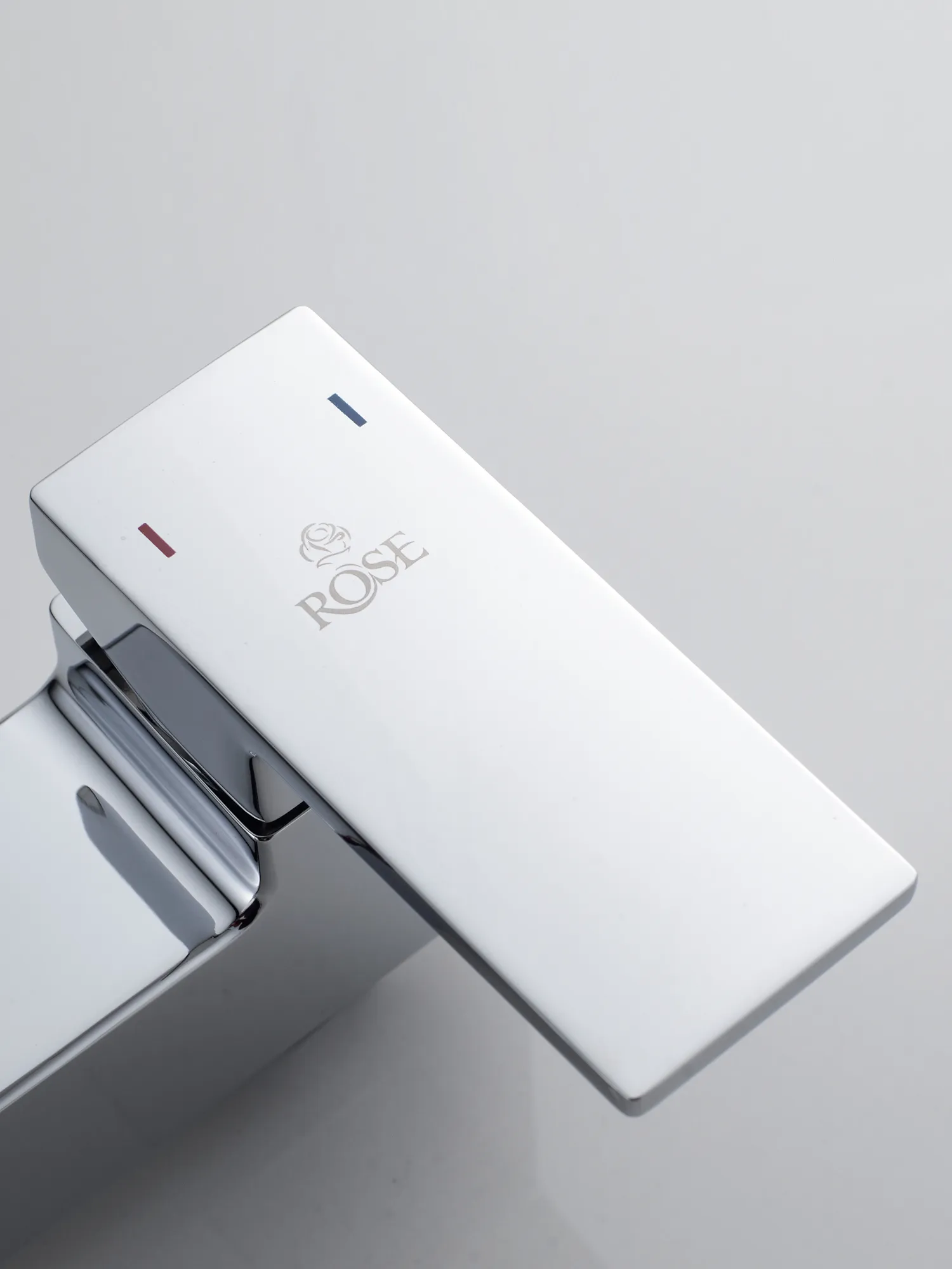 Смеситель для ванны Rose R2802, хром